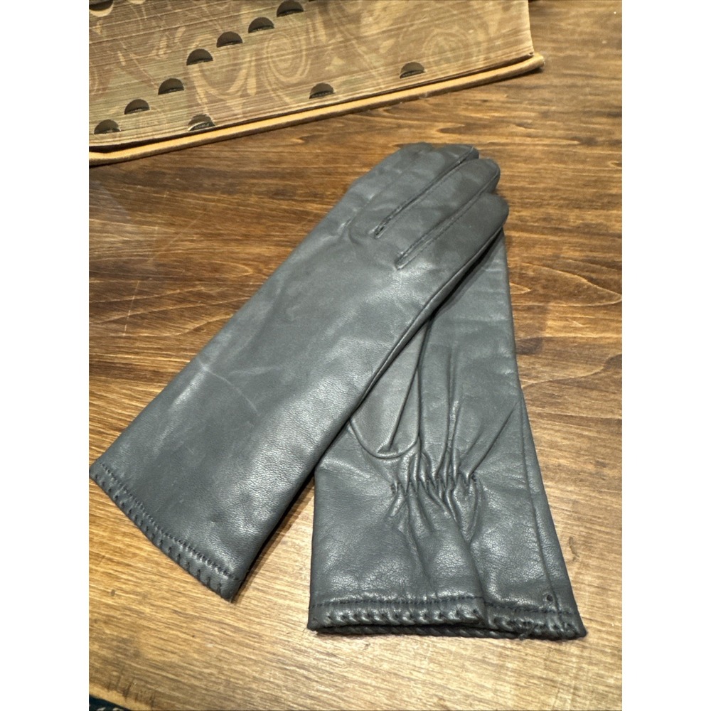Vintage Grandoe Gray Gloves Womens Size 7